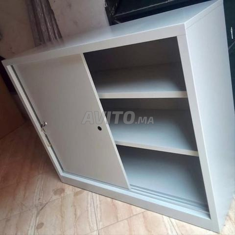 Mobilier métallique professionnel / vestiaire - 2