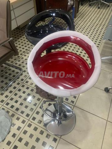 ✔️ Tabouret moderne et confortable - 2