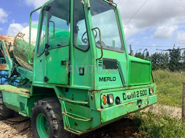 Bétonnière automotrice Merlo 2.5m3