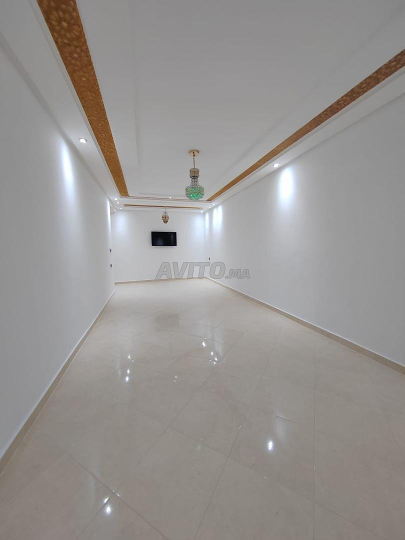 Appartement vide à louer près de Bayti sakan - image 3
