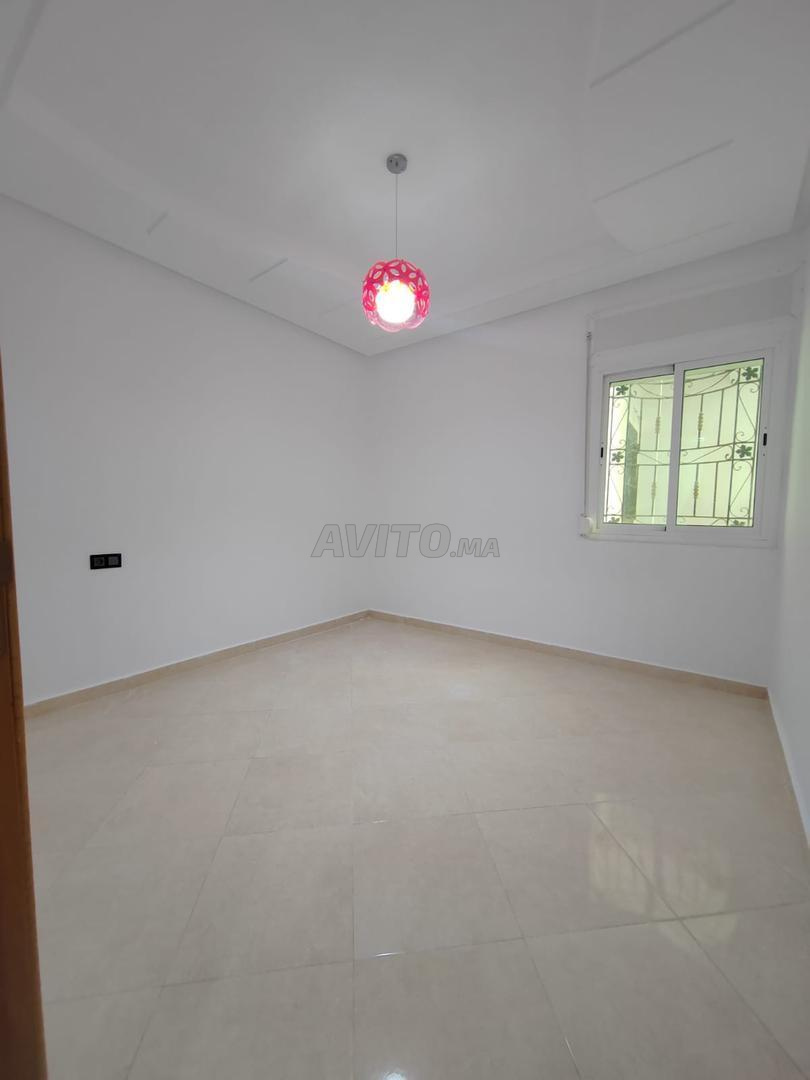 Appartement vide à louer près de Bayti sakan - image 4