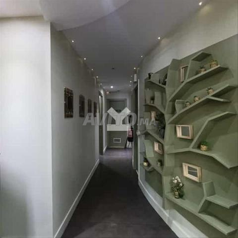 184129-بيع محل بالدار البيضاء راسين بمساحة 253 متر مربع - 2