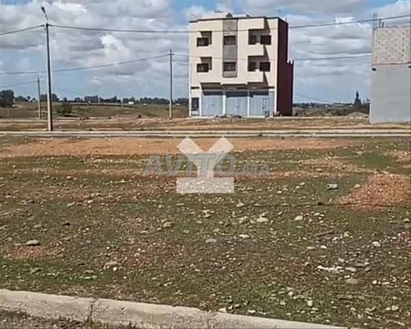 143070-بيع أرض في الخميسات طريق الخميسات