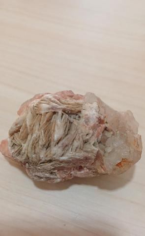 BARYTE ORANGE ET CÉRUSITE - 2