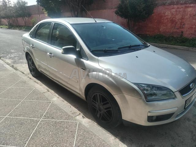 فورد فوكس GHIA 1.8 ديزل