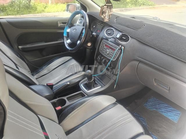 فورد فوكس GHIA 1.8 ديزل - 2