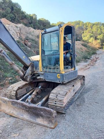 Mini-pelle Volvo ECR 88 - 2