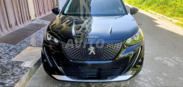 PEUGEOT 2008 AUTOMATIQUE
