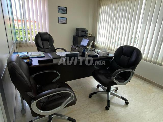 Bureau de 61 m2 à louer - 2