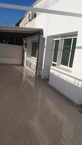 شقة مؤمنة جداً 3 غرف نوم تراس بجانب بالمييه - 2