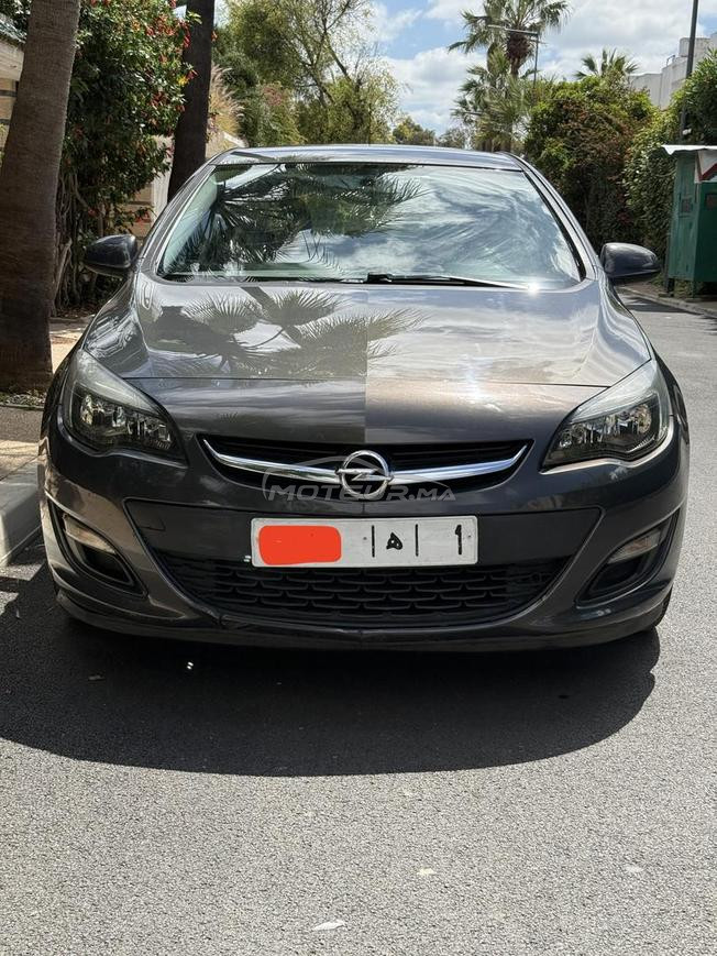 Opel Astra Diesel Manuelle 2014 à Rabat