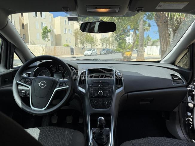Opel Astra Diesel Manuelle 2014 à Rabat