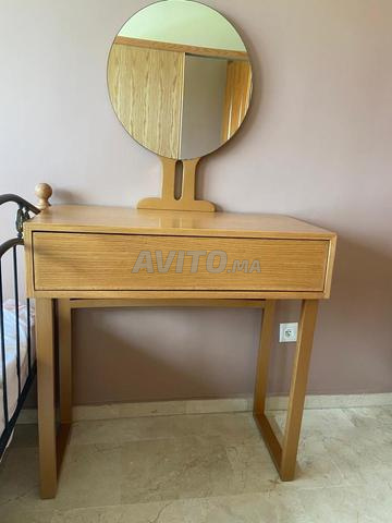 خزانة خشبية مع مرآة - 2