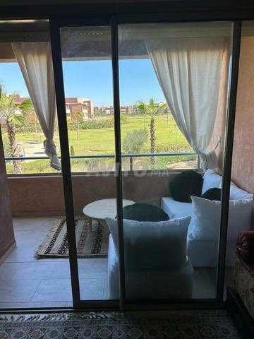 TRES BEAU STUDIO À LOUER - image 4