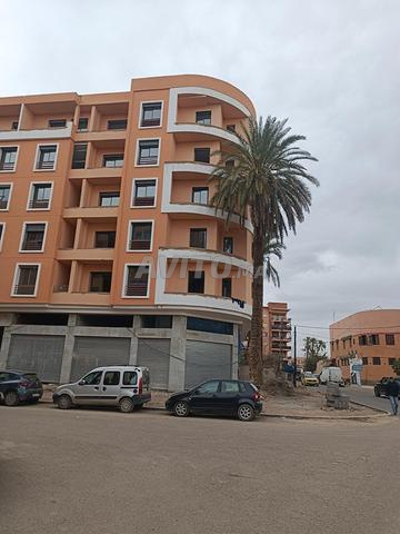 محل للبيع - 2