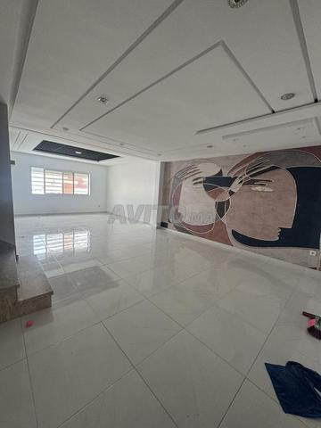 Duplex à louer en étage élevé, sans vis-à-vis