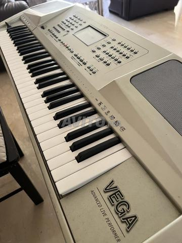 Ketron Vega Oriental avec un programme marocain - 2