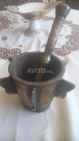 مهراز نحاسي قديم جداً ببطن - 2