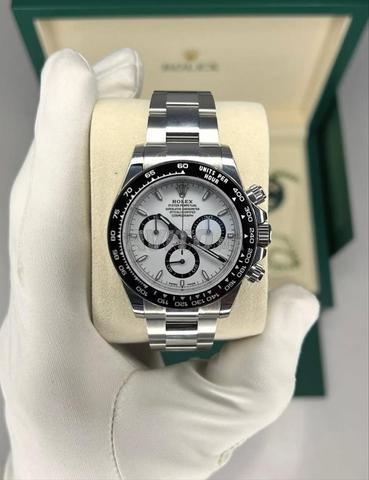 Rolex Daytona Panda 2025 chronographe clean swiss