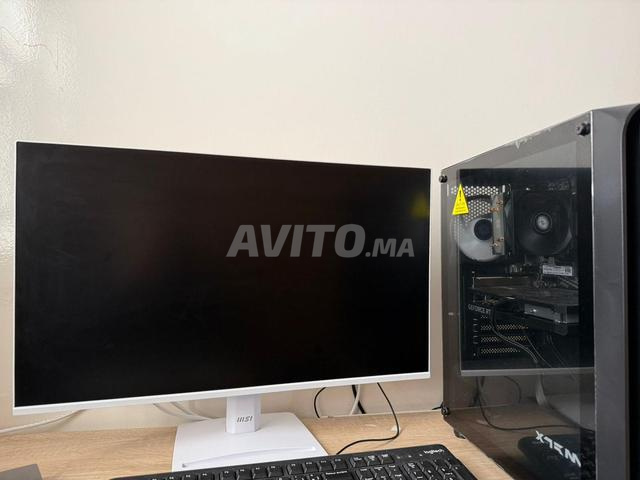 كمبيوتر ألعاب كامل RTX 5060 شاشة MSI يد تحكم PS5