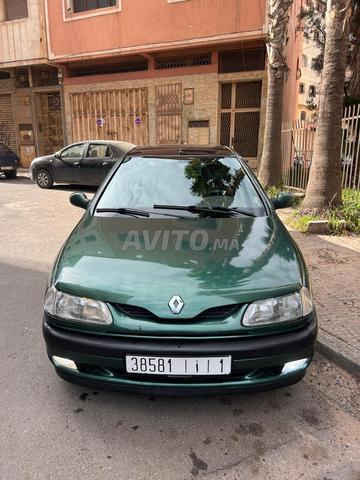 Renault Laguna 1