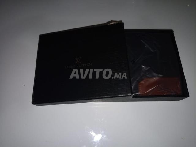 محفظة رجالية لويس فيتون جلد متعددة البطاقات - 2