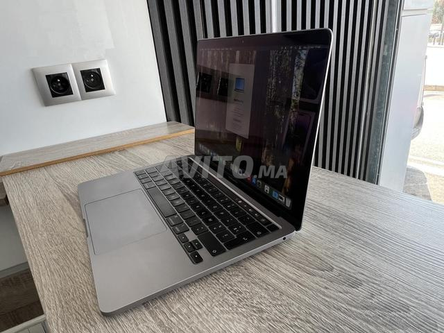 MacBook PRO 13 TOUCH BAR M1 8RAM 256G / Magasin