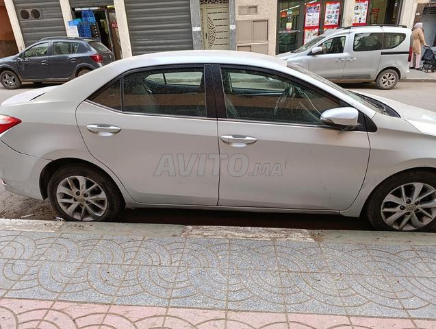 تويوتا كورولا موديل 2015 - 2