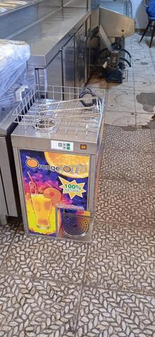 عصارة حمضيات أوتوماتيكية