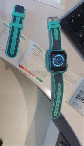 ساعة تتبع GPS متصلة للأطفال