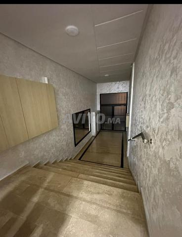 شقة بالطابق الأول بعمارة R3 بمصعد - 2