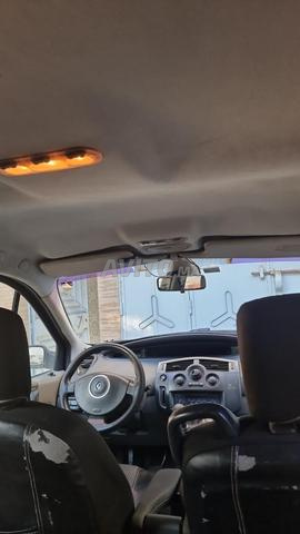 رينو جراند سينيك 2، 1.9 دي سي آي تم التخليص الجمركي عليها.