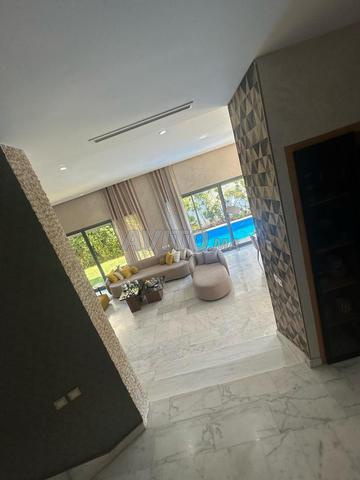 À VENDRE VILLA MODERNE À DAR BOUAZZA - 2