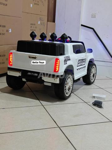 سيارة شرطة كهربائية للأطفال - 2