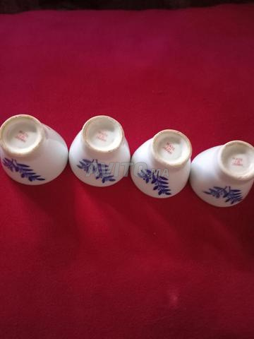 Petits tasses en porcelaine - 2