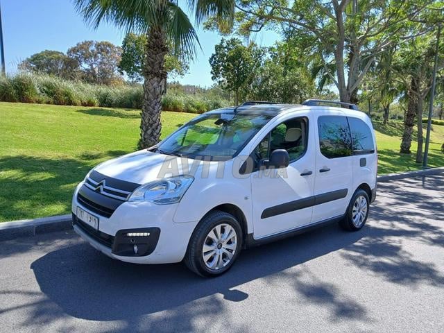 سيتروين بيرلينجو ديزل يدوية 2019 في الرباط