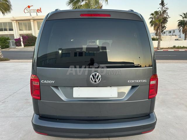 فولكس فاجن كادي أوتوماتيك