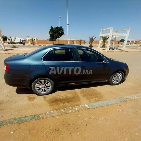 Voiture Jetta modèle 2006 - 2