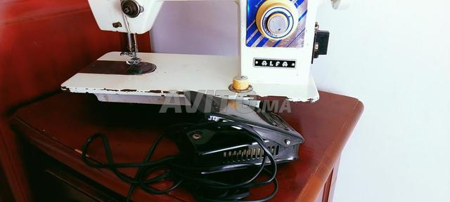 Machine à coudre pour apprendre à vendre - 2