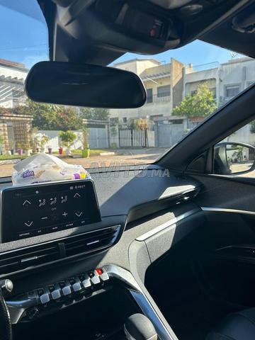 Peugeot 5008 Diesel Manuelle 2020 à Kénitra