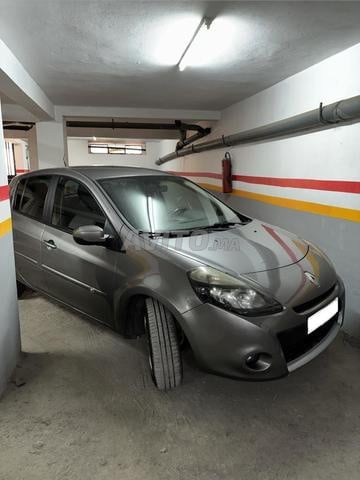 Renault Clio 3 2011 première main à vendre