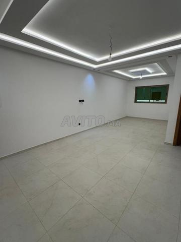 Appartement à louer 92 m² à Temara - 2