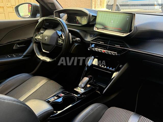 Peugeot 2008 GT LINE - 2
