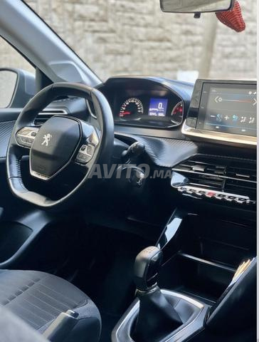 Peugeot 208 Diesel Manuelle 2021 à Agadir - 2