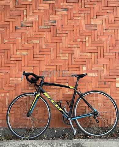 دراجة سباق فيلت بحالة جيدة مقاس 56 - 2