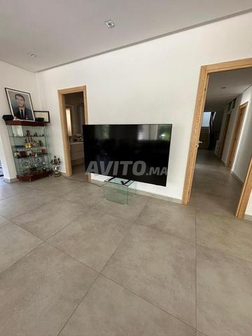 A louer villa 6 chambres 2200 m² Souissi - 2