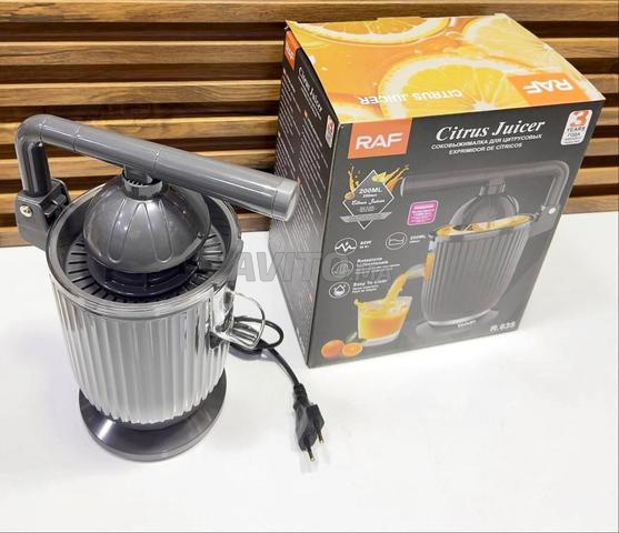 Presse-agrumes électrique - 2