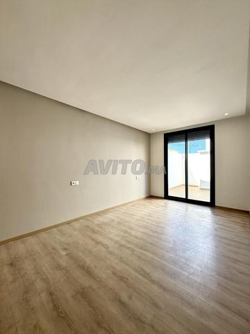 Appartement à vendre sur Oasis zone villa - 2