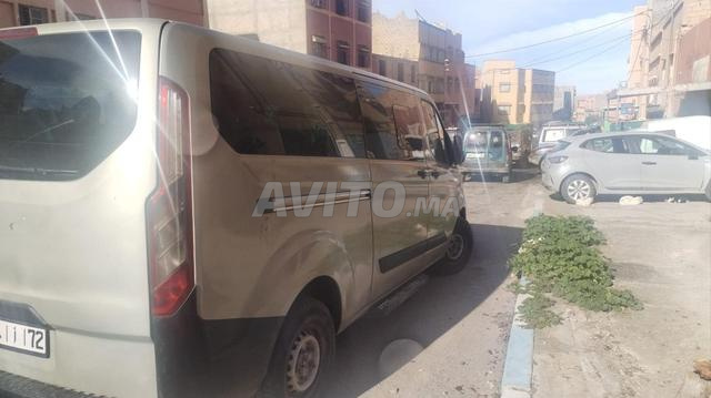 Ford Tourneo Custom - 2