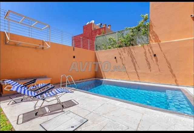 فيلا جميلة مفروشة مع مسبح في طارقة للإيجار - 2